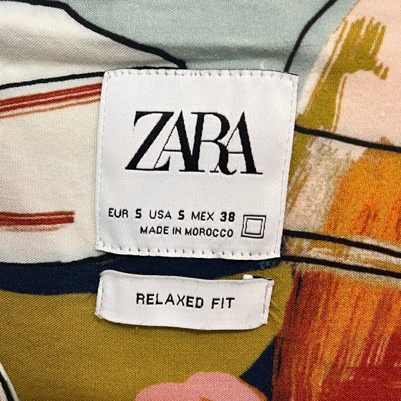 Zara Multi-colored Print Button Down - Picture 3 of 3